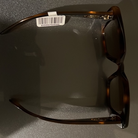 New - Picture 7 of 7